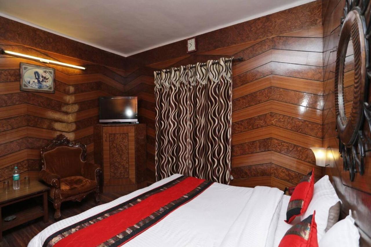 Goroomgo Ankur Lake View Mall Road Nainital - Prime Location With Luxury Room 外观 照片