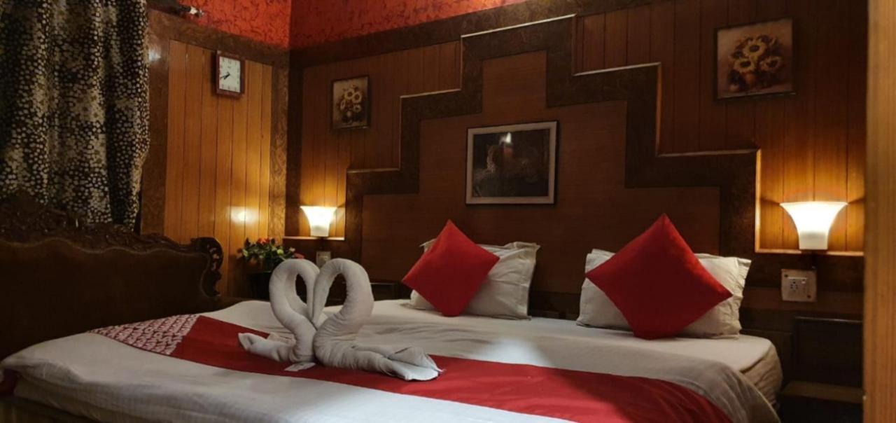 Goroomgo Ankur Lake View Mall Road Nainital - Prime Location With Luxury Room 外观 照片