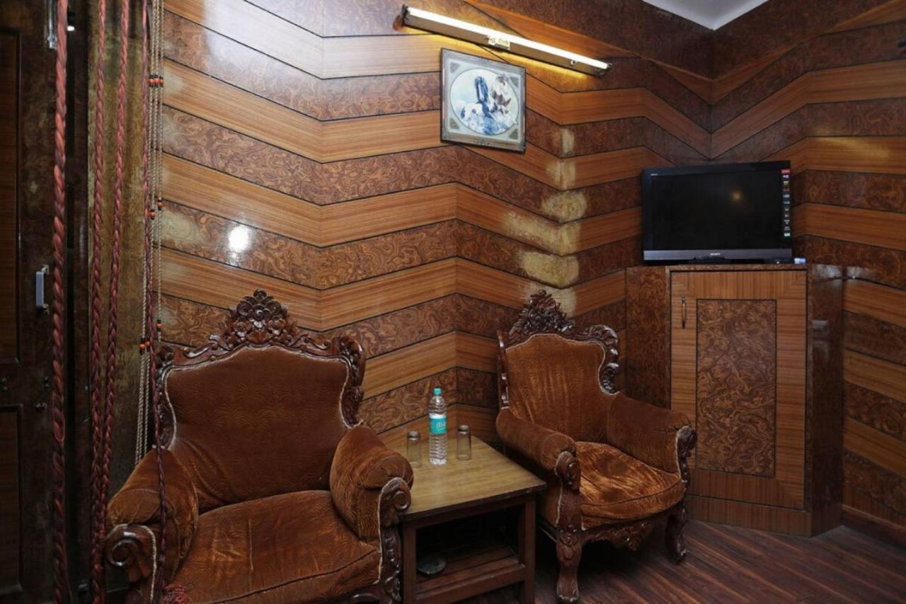 Goroomgo Ankur Lake View Mall Road Nainital - Prime Location With Luxury Room 外观 照片